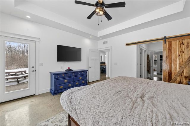 3483 Windwheel Point Drive, Pinckney, MI 48169