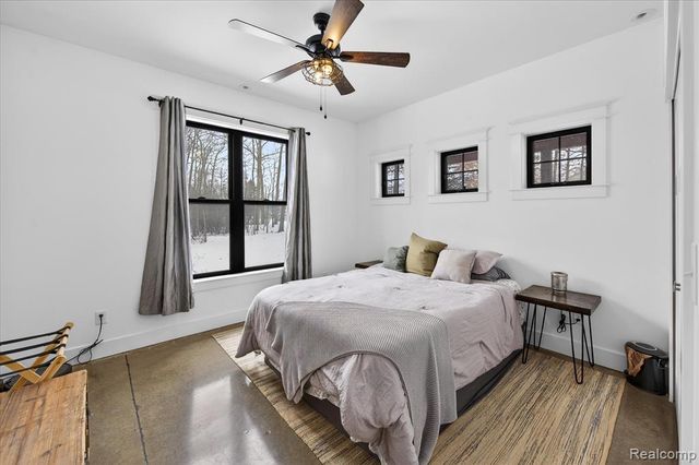 3483 Windwheel Point Drive, Pinckney, MI 48169