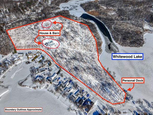 3483 Windwheel Point Drive, Pinckney, MI 48169