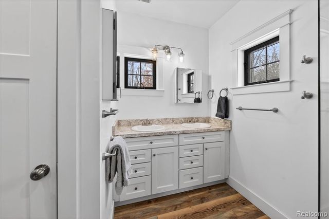 3483 Windwheel Point Drive, Pinckney, MI 48169