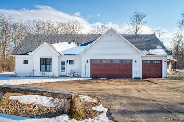 3483 Windwheel Point Drive, Pinckney, MI 48169