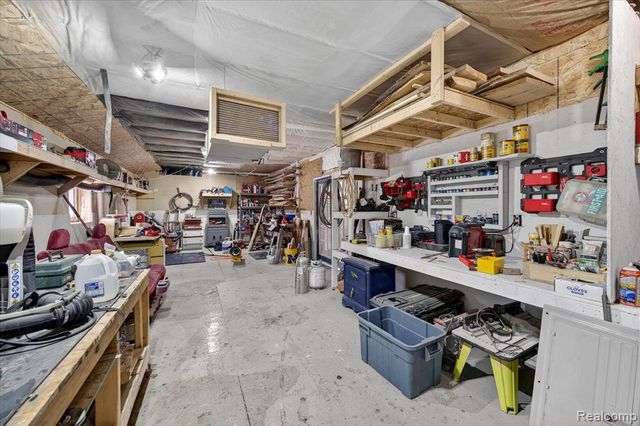 3483 Windwheel Point Drive, Pinckney, MI 48169