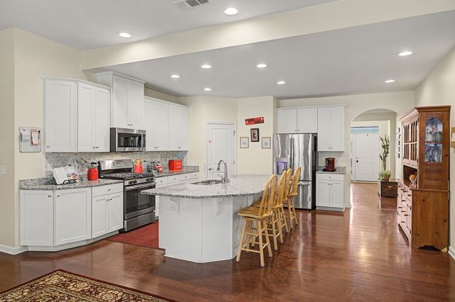 6781 Pleasant Gate Ln, College Grove, TN 37046