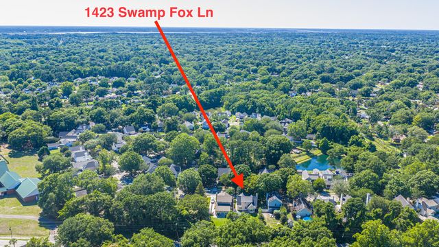 1423 Swamp Fox Lane, Charleston, SC 29412