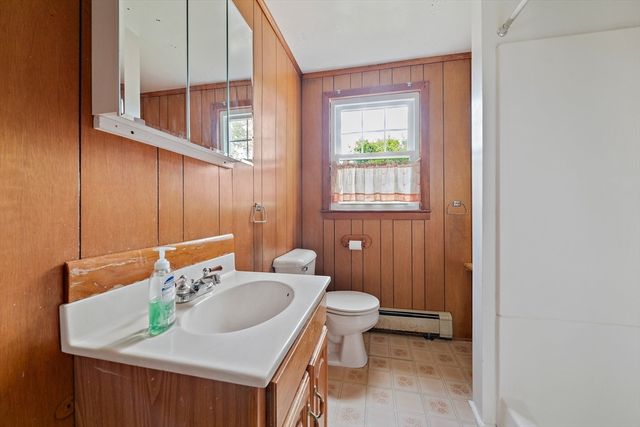 52 Shirley St, Marshfield, MA 02050