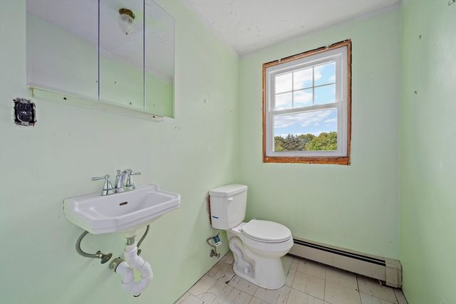 52 Shirley St, Marshfield, MA 02050