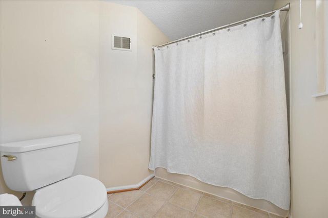 6396 DEVONSHIRE LN, Frederick, MD 21703