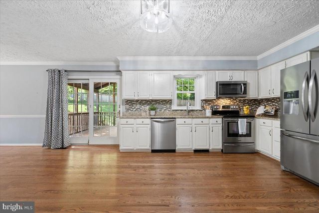 6396 DEVONSHIRE LN, Frederick, MD 21703