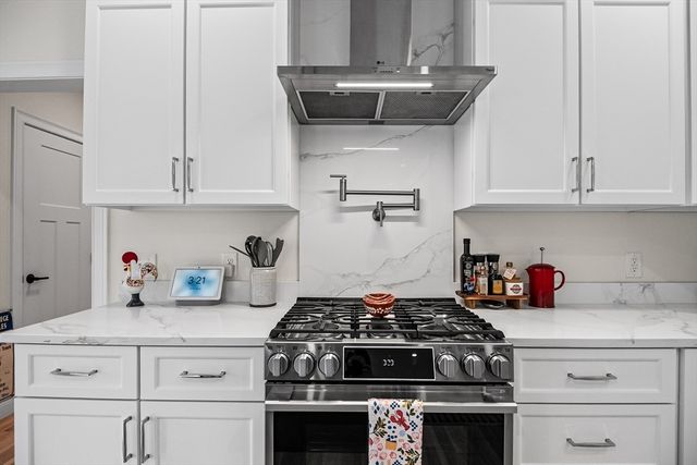 396 Elmwood Ave, Holden, MA 01522