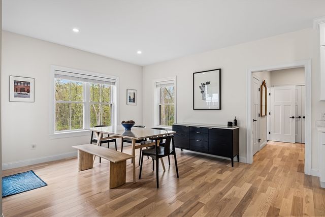 396 Elmwood Ave, Holden, MA 01522