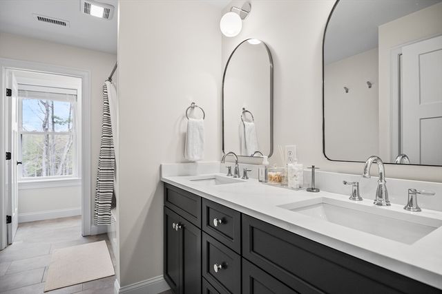 396 Elmwood Ave, Holden, MA 01522