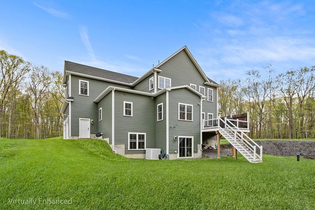 396 Elmwood Ave, Holden, MA 01522