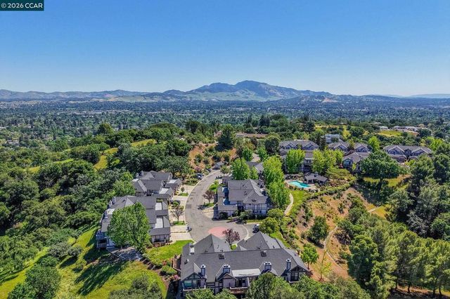 172 Haslemere Ct, Lafayette, CA 94549