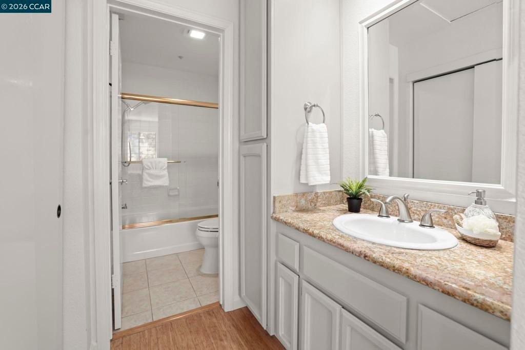 Image 30 of property listing at 172 Haslemere Ct, Lafayette, CA 94549