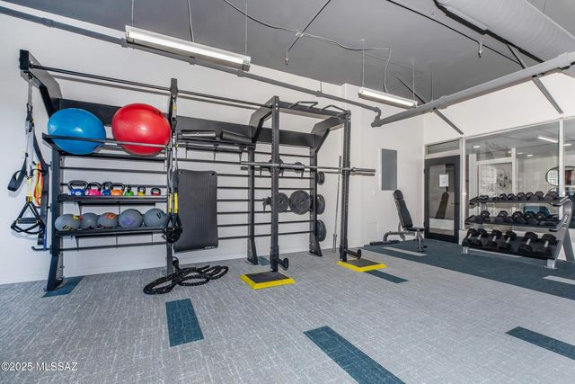 425 W Paseo Redondo Apt 9I, Tucson, AZ 85701