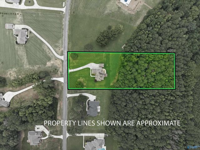 198 Worthington Lane, Guntersville, AL 35976
