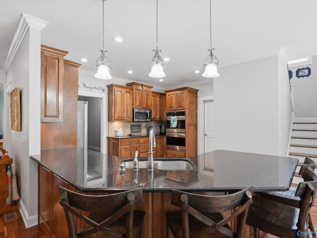 198 Worthington Lane, Guntersville, AL 35976