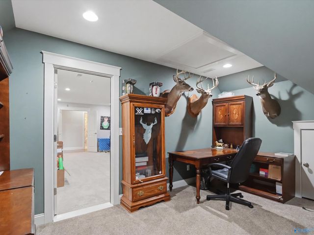198 Worthington Lane, Guntersville, AL 35976
