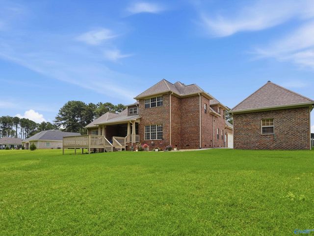 198 Worthington Lane, Guntersville, AL 35976