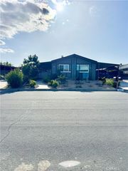 662 Roadrunner Way, Perris, CA 92570