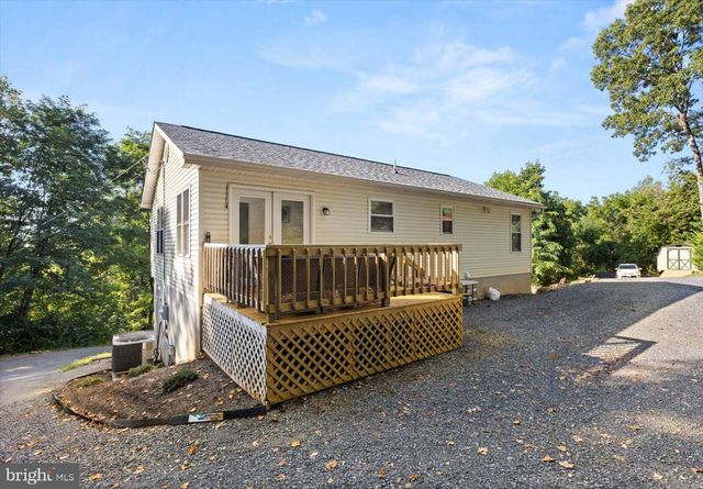 247 ARROWOOD RD, Linden, VA 22642