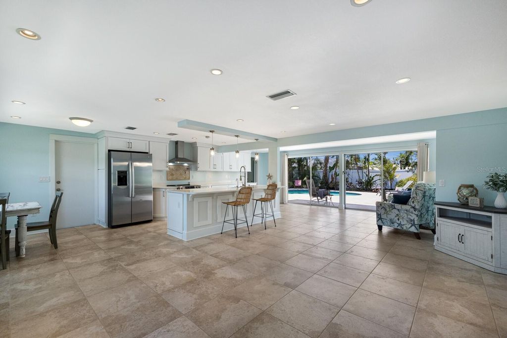 506 69TH STREET, HOLMES BEACH, FL 34217 — photo 4