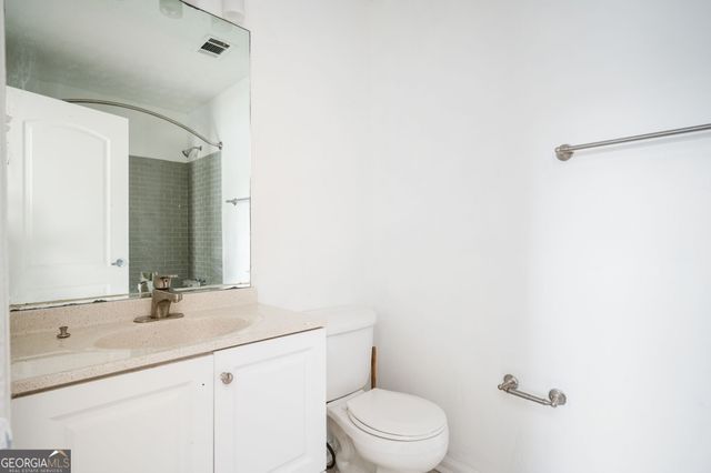 725 Oak Drive, Hapeville, GA 30354
