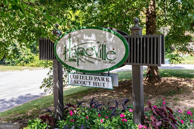 725 Oak Drive, Hapeville, GA 30354