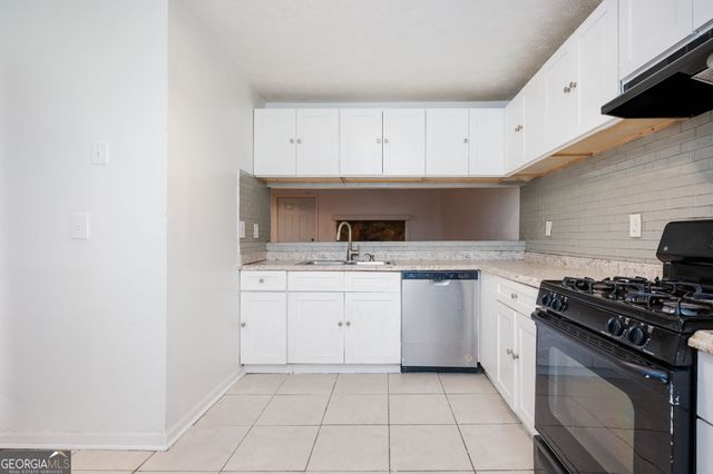 725 Oak Drive, Hapeville, GA 30354