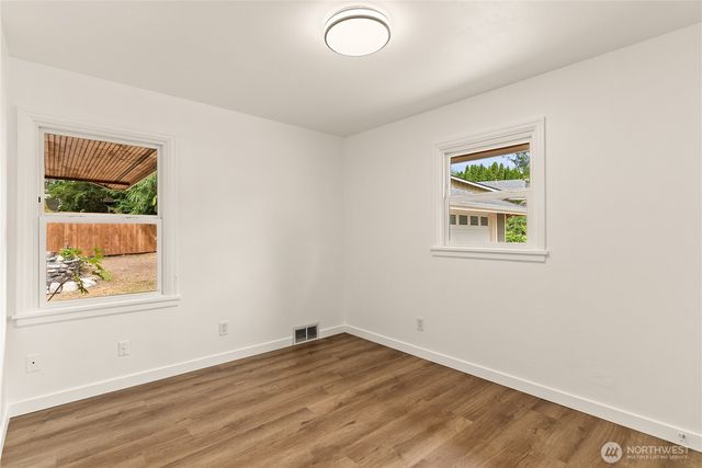 101 Browns Point Boulevard, Tacoma, WA 98422