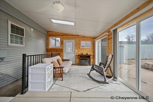 2111 GARRETT ST, Cheyenne, WY 82001