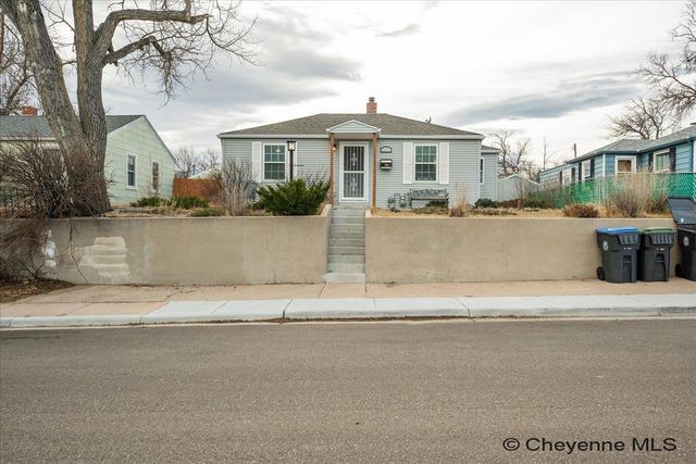2111 GARRETT ST, Cheyenne, WY 82001
