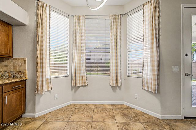 6579 W ORAIBI Drive, Glendale, AZ 85308