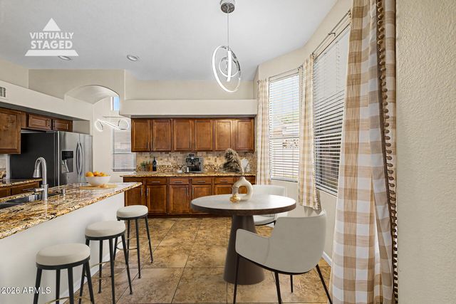 6579 W ORAIBI Drive, Glendale, AZ 85308