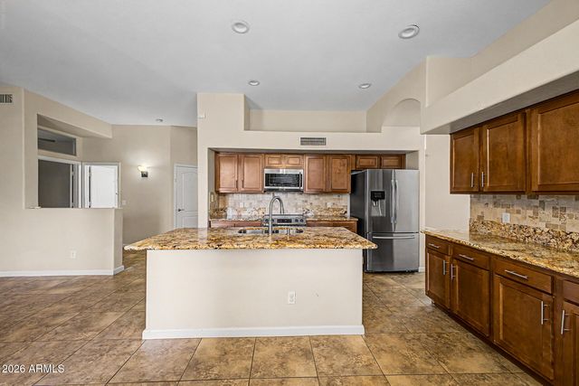 6579 W ORAIBI Drive, Glendale, AZ 85308