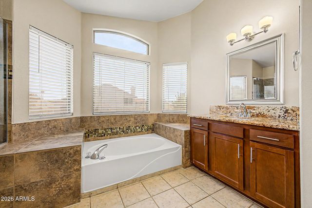 6579 W ORAIBI Drive, Glendale, AZ 85308