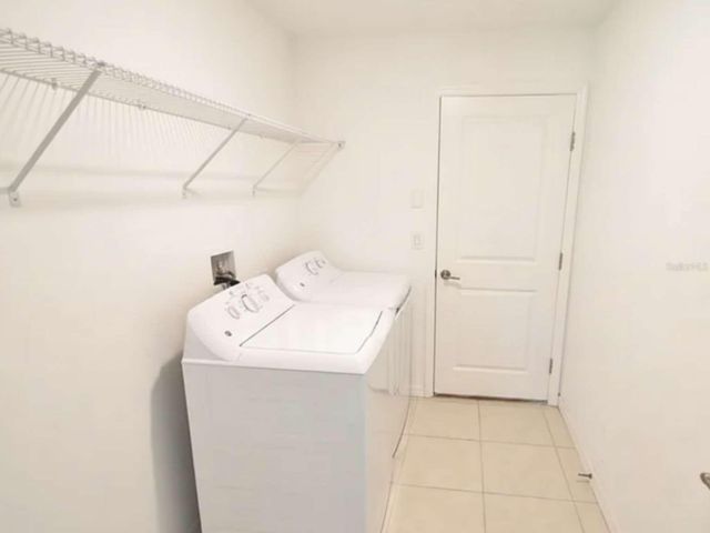 9685 BRANCHING SHIP TRACE, Wesley Chapel, FL 33545