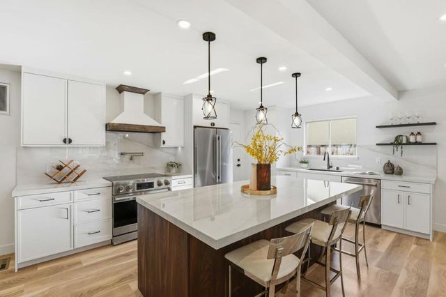 1765 Linnet Lane, Sunnyvale, CA 94087