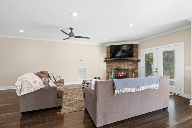 2527 Landis Ct, Murfreesboro, TN 37128