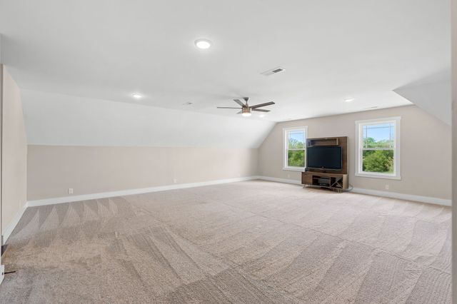 2527 Landis Ct, Murfreesboro, TN 37128