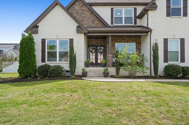 2527 Landis Ct, Murfreesboro, TN 37128