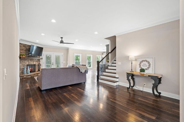 2527 Landis Ct, Murfreesboro, TN 37128