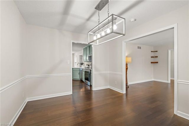 4109 Oak Hollow Drive, High Point, NC 27265