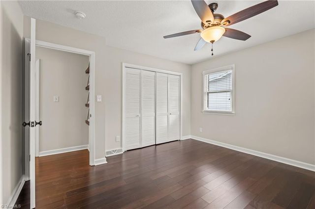 4109 Oak Hollow Drive, High Point, NC 27265