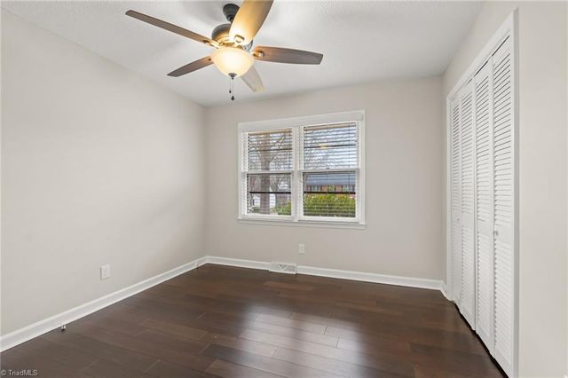 4109 Oak Hollow Drive, High Point, NC 27265