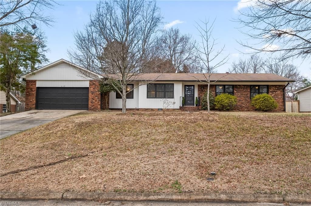 4109 Oak Hollow Drive, High Point, NC 27265