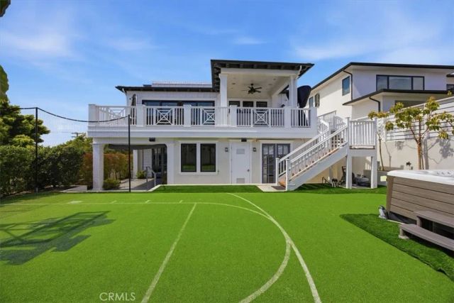826 18th Street, Hermosa Beach, CA 90254