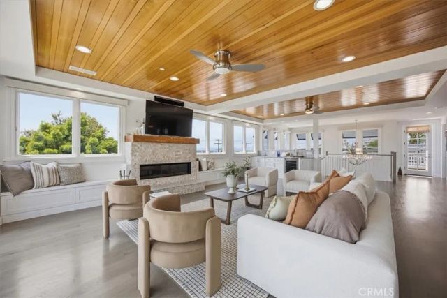 826 18th Street, Hermosa Beach, CA 90254