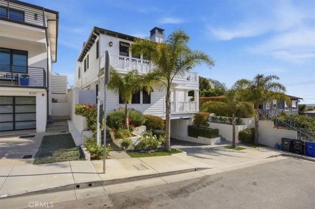 826 18th Street, Hermosa Beach, CA 90254