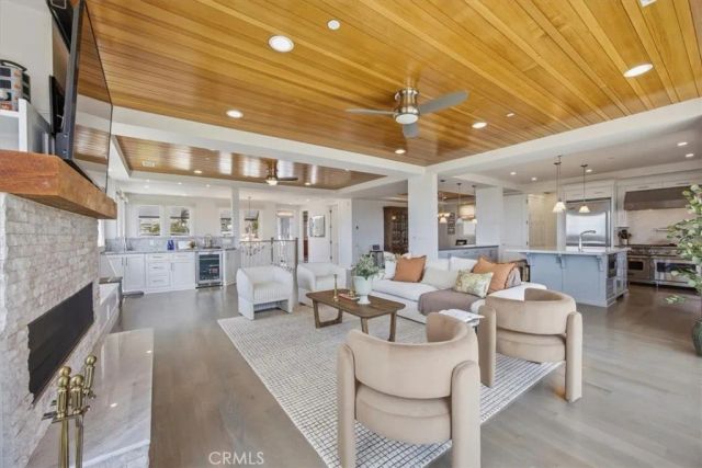 826 18th Street, Hermosa Beach, CA 90254
